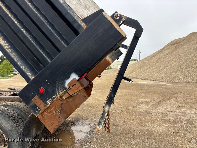 image for item EU0624 2012 Freightliner M2 dump truck