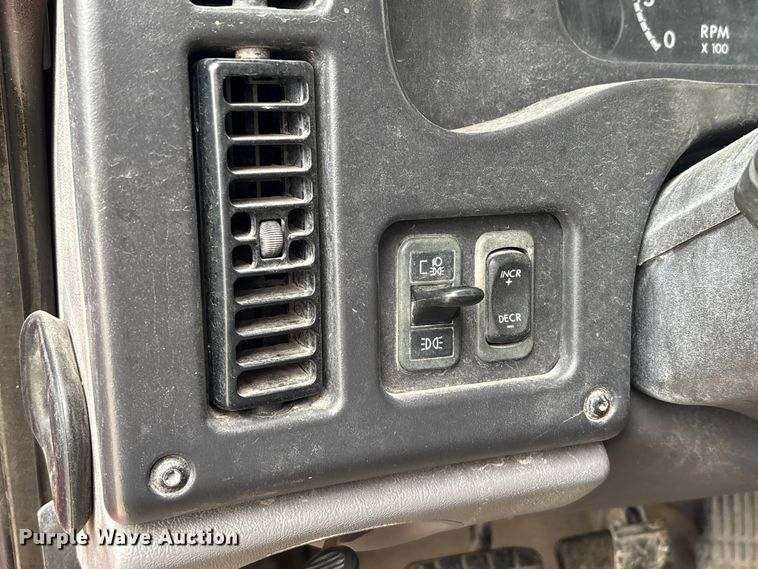 image for item EU0624 2012 Freightliner M2 dump truck