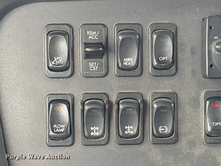 image for item EU0624 2012 Freightliner M2 dump truck