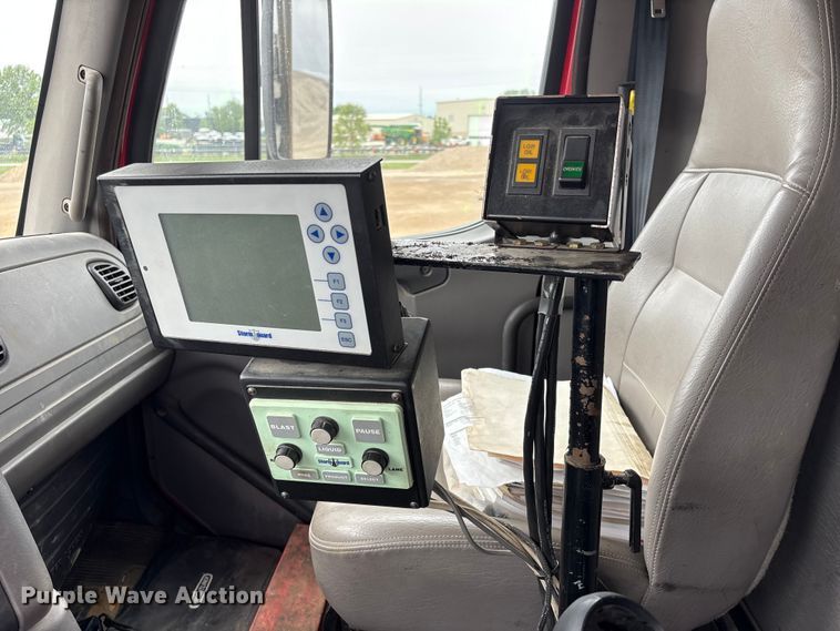 image for item EU0624 2012 Freightliner M2 dump truck