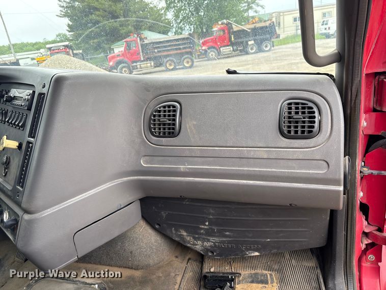 image for item EU0624 2012 Freightliner M2 dump truck