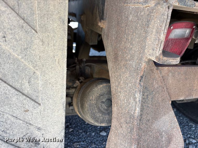 image for item EU5730 2002 Mack CH dump truck