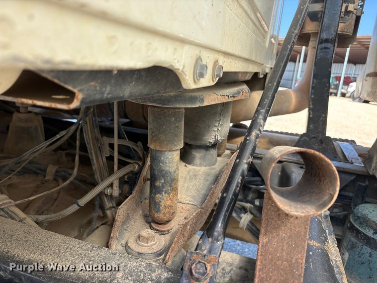 image for item EU5730 2002 Mack CH dump truck