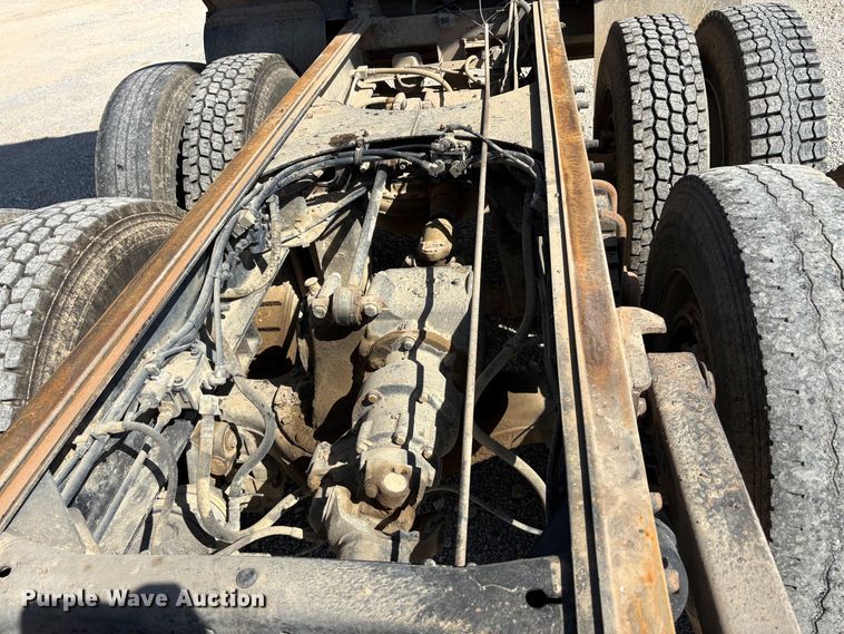 image for item EU5730 2002 Mack CH dump truck
