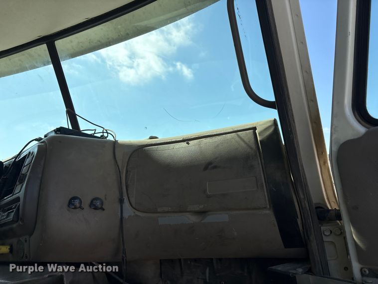image for item EU5730 2002 Mack CH dump truck