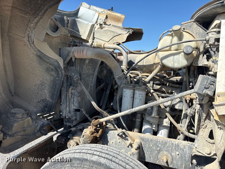 image for item EU5730 2002 Mack CH dump truck