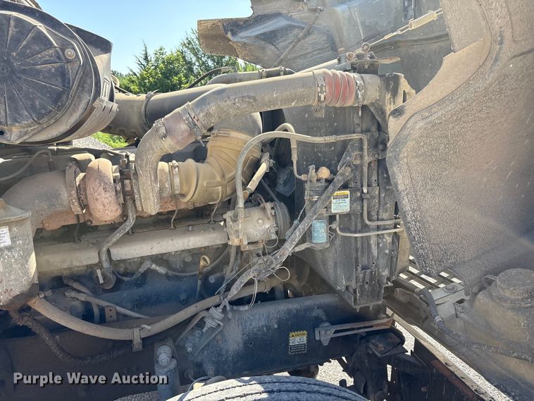 image for item EU5730 2002 Mack CH dump truck