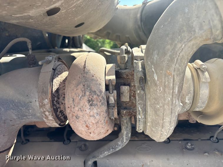 image for item EU5730 2002 Mack CH dump truck