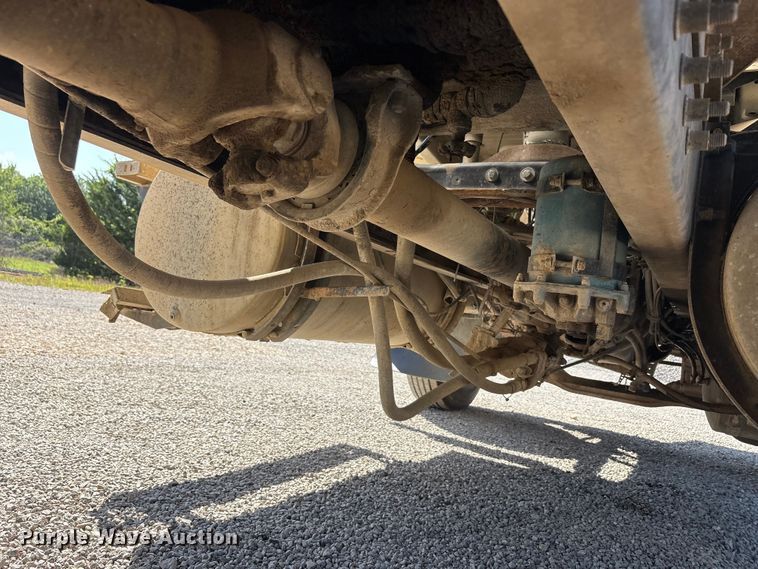 image for item EU5730 2002 Mack CH dump truck