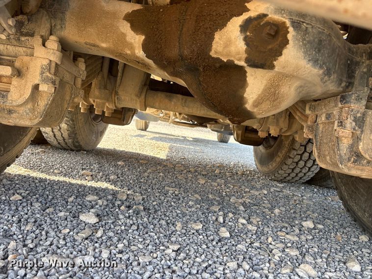 image for item EU5730 2002 Mack CH dump truck