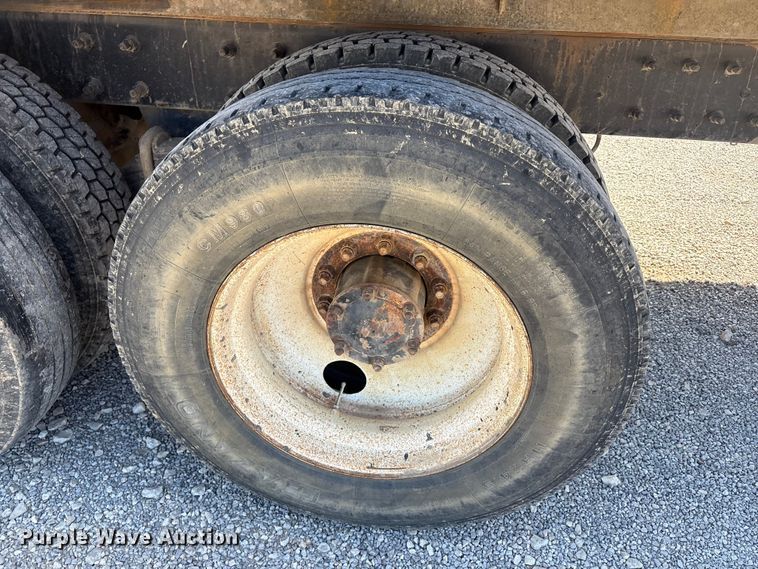 image for item EU5730 2002 Mack CH dump truck