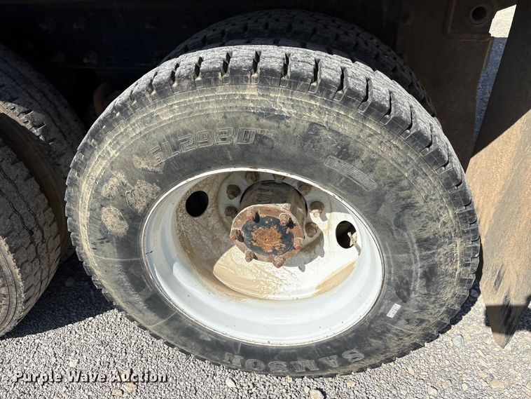 image for item EU5730 2002 Mack CH dump truck