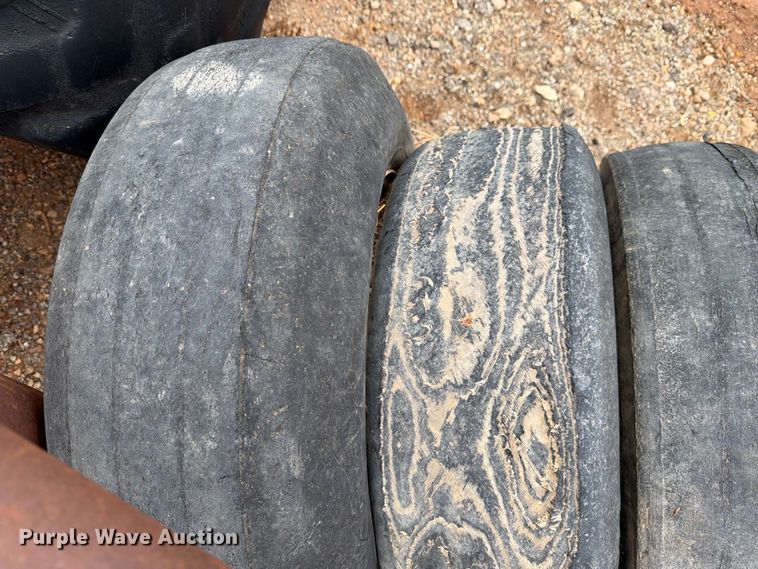 image for item EU5907 (5) aircraft tires and wheels