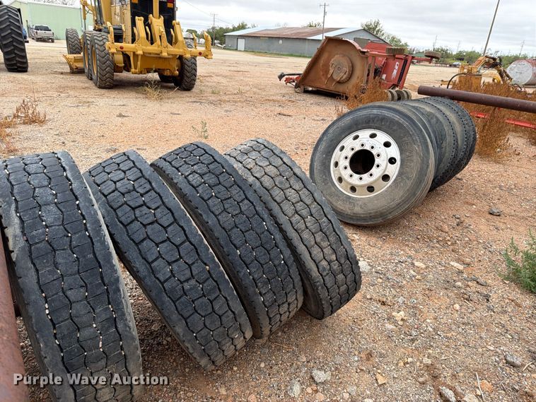 image for item EU5908 (10) tires and wheels