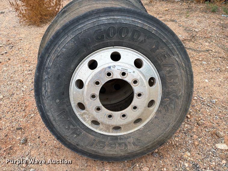 image for item EU5908 (10) tires and wheels