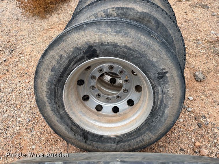 image for item EU5908 (10) tires and wheels