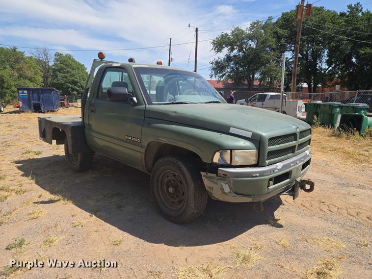 image for item EW8600 1997 Dodge Ram 2500 flatbed pickup truck