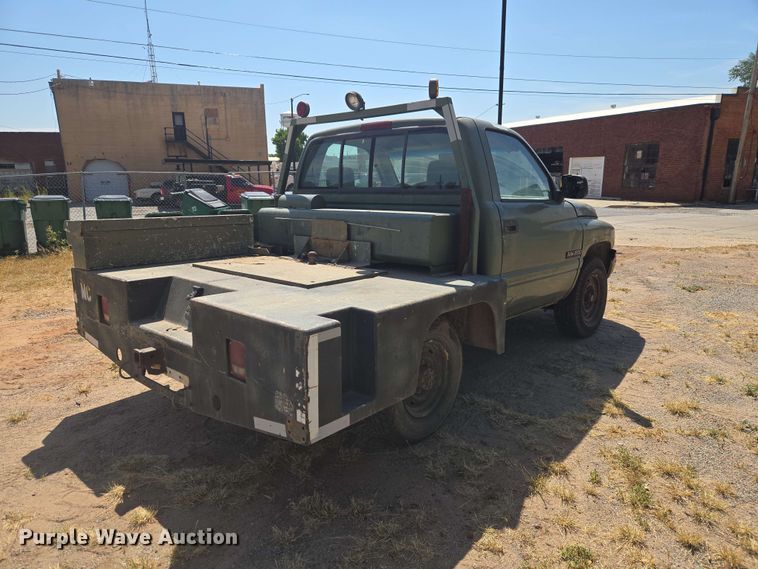 image for item EW8600 1997 Dodge Ram 2500 flatbed pickup truck