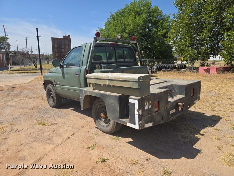 image for item EW8600 1997 Dodge Ram 2500 flatbed pickup truck