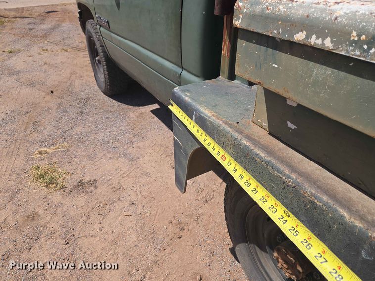 image for item EW8600 1997 Dodge Ram 2500 flatbed pickup truck