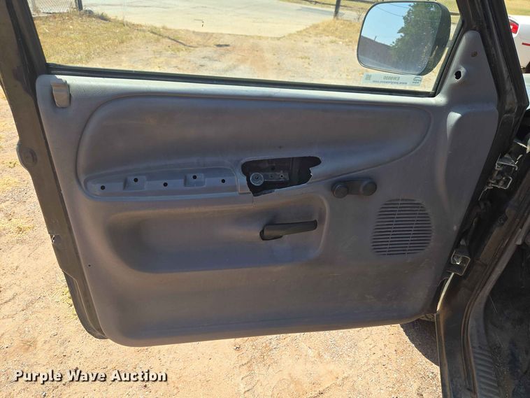 image for item EW8600 1997 Dodge Ram 2500 flatbed pickup truck