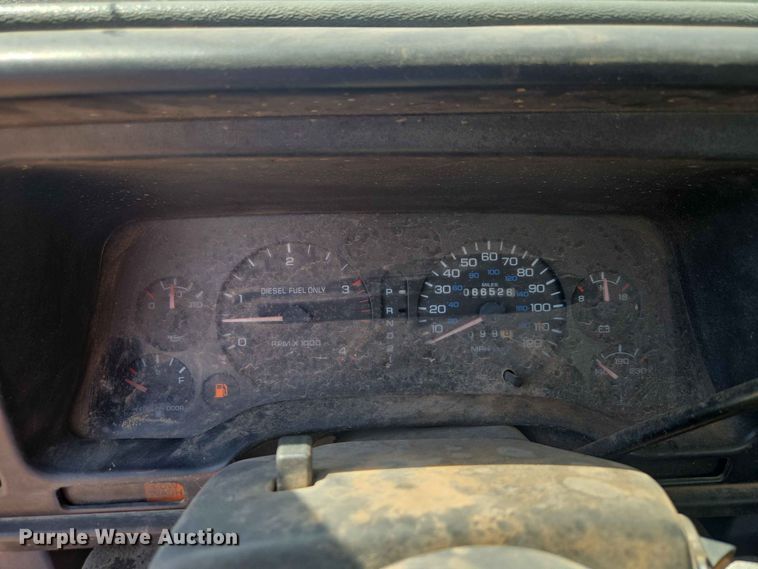 image for item EW8600 1997 Dodge Ram 2500 flatbed pickup truck