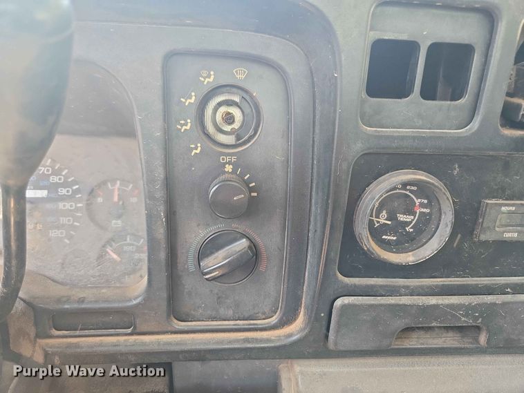 image for item EW8600 1997 Dodge Ram 2500 flatbed pickup truck