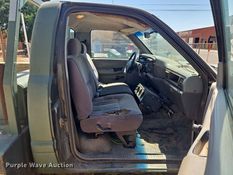 image for item EW8600 1997 Dodge Ram 2500 flatbed pickup truck