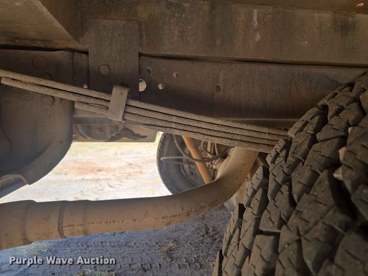 image for item EW8600 1997 Dodge Ram 2500 flatbed pickup truck