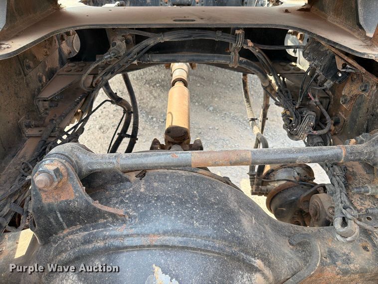 image for item EW8955 2014 Mack CXU612 semi truck