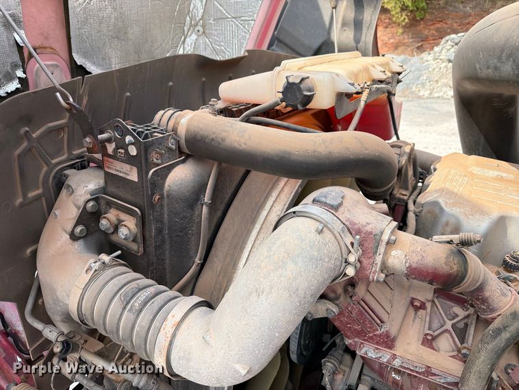 image for item EW8955 2014 Mack CXU612 semi truck