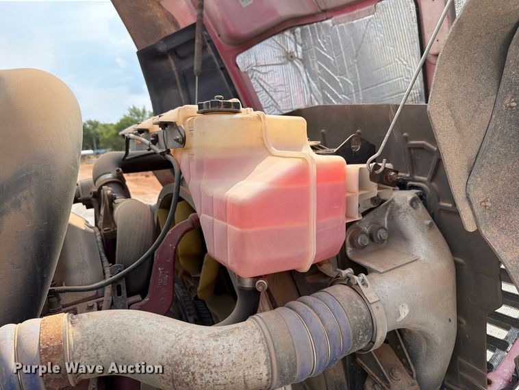 image for item EW8955 2014 Mack CXU612 semi truck