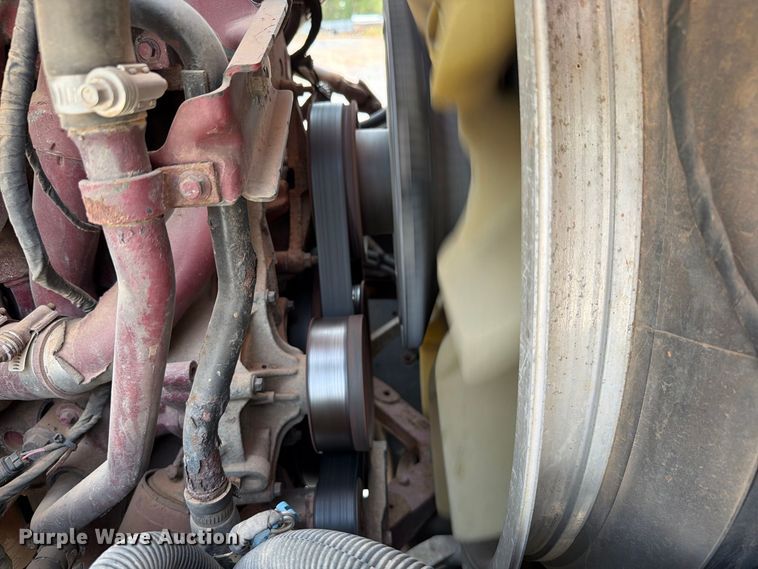 image for item EW8955 2014 Mack CXU612 semi truck