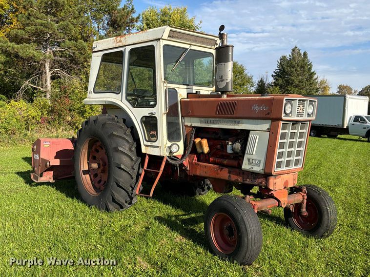 image for item EX1044 International 966 tractor