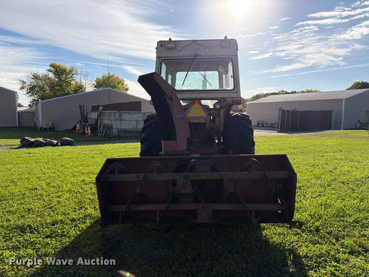 image for item EX1044 International 966 tractor