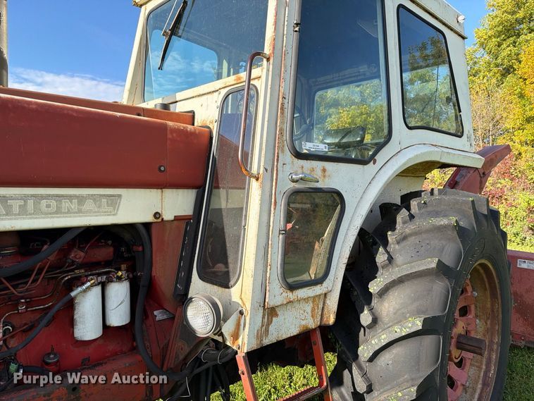 image for item EX1044 International 966 tractor