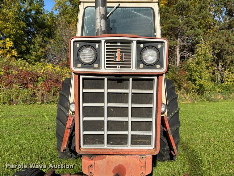 image for item EX1044 International 966 tractor