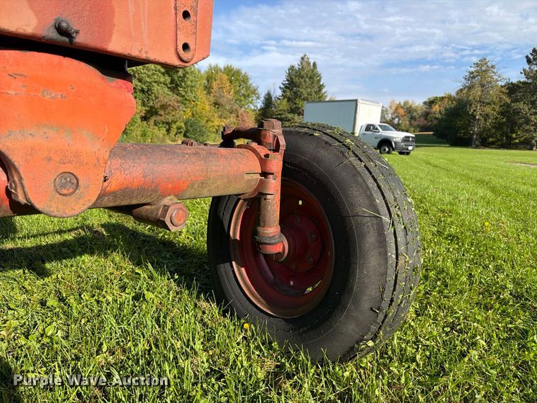 image for item EX1044 International 966 tractor