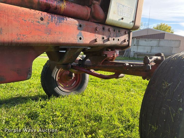 image for item EX1044 International 966 tractor
