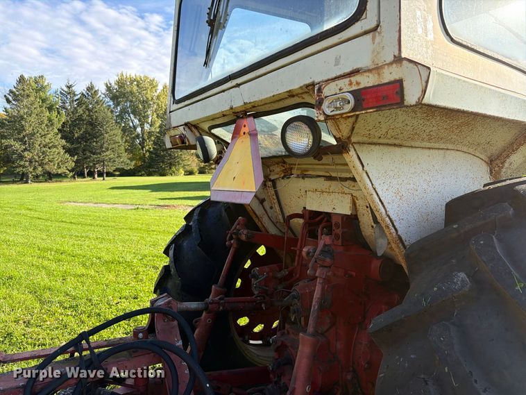 image for item EX1044 International 966 tractor
