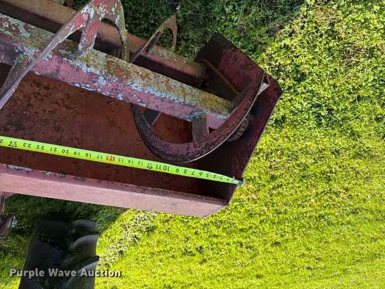 image for item EX1044 International 966 tractor