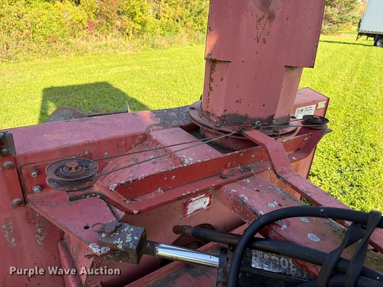 image for item EX1044 International 966 tractor