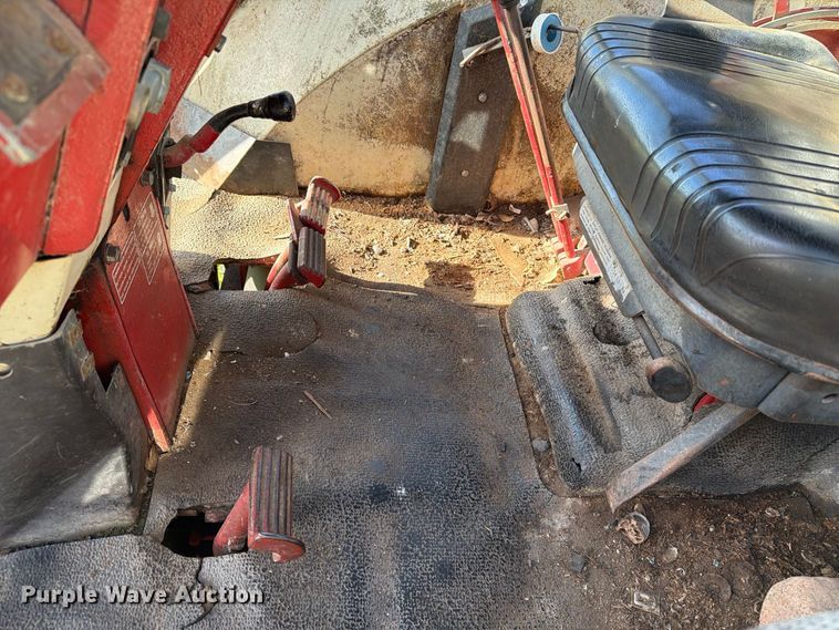 image for item EX1044 International 966 tractor