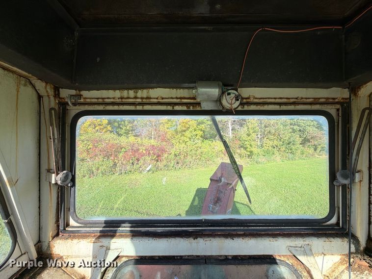 image for item EX1044 International 966 tractor