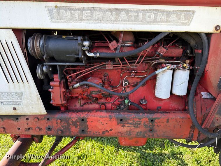 image for item EX1044 International 966 tractor