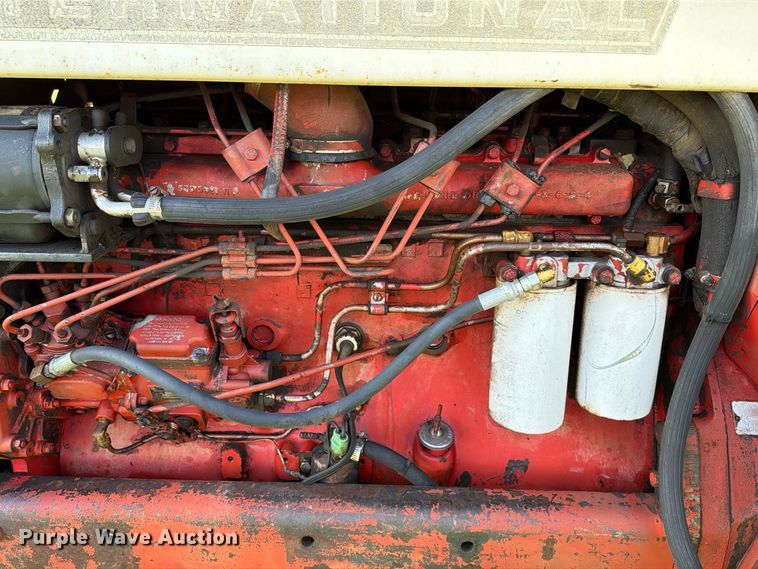 image for item EX1044 International 966 tractor
