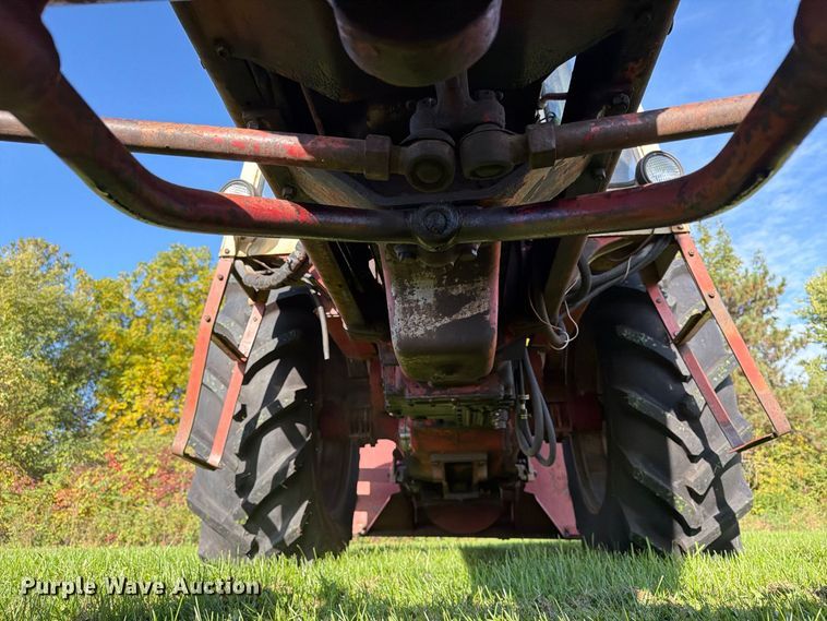 image for item EX1044 International 966 tractor