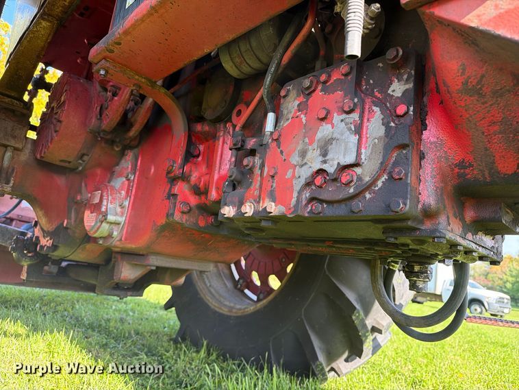 image for item EX1044 International 966 tractor