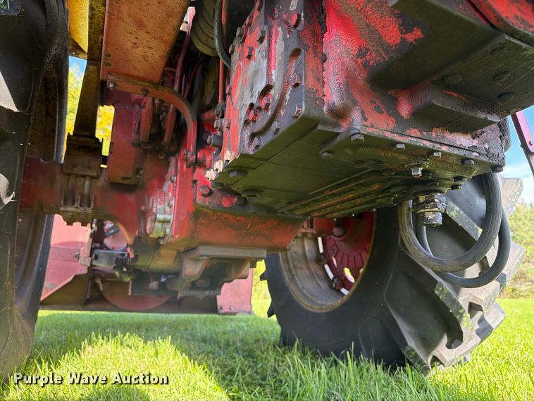 image for item EX1044 International 966 tractor