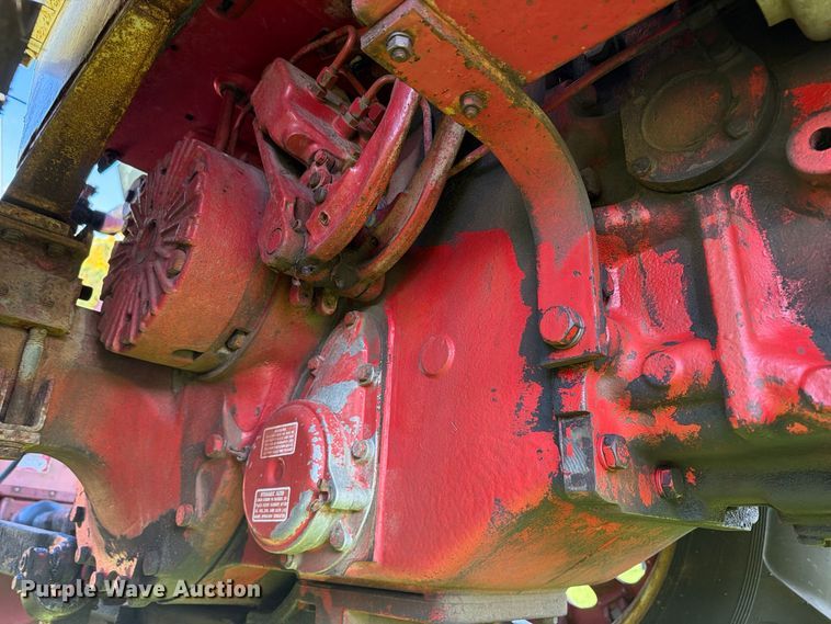 image for item EX1044 International 966 tractor